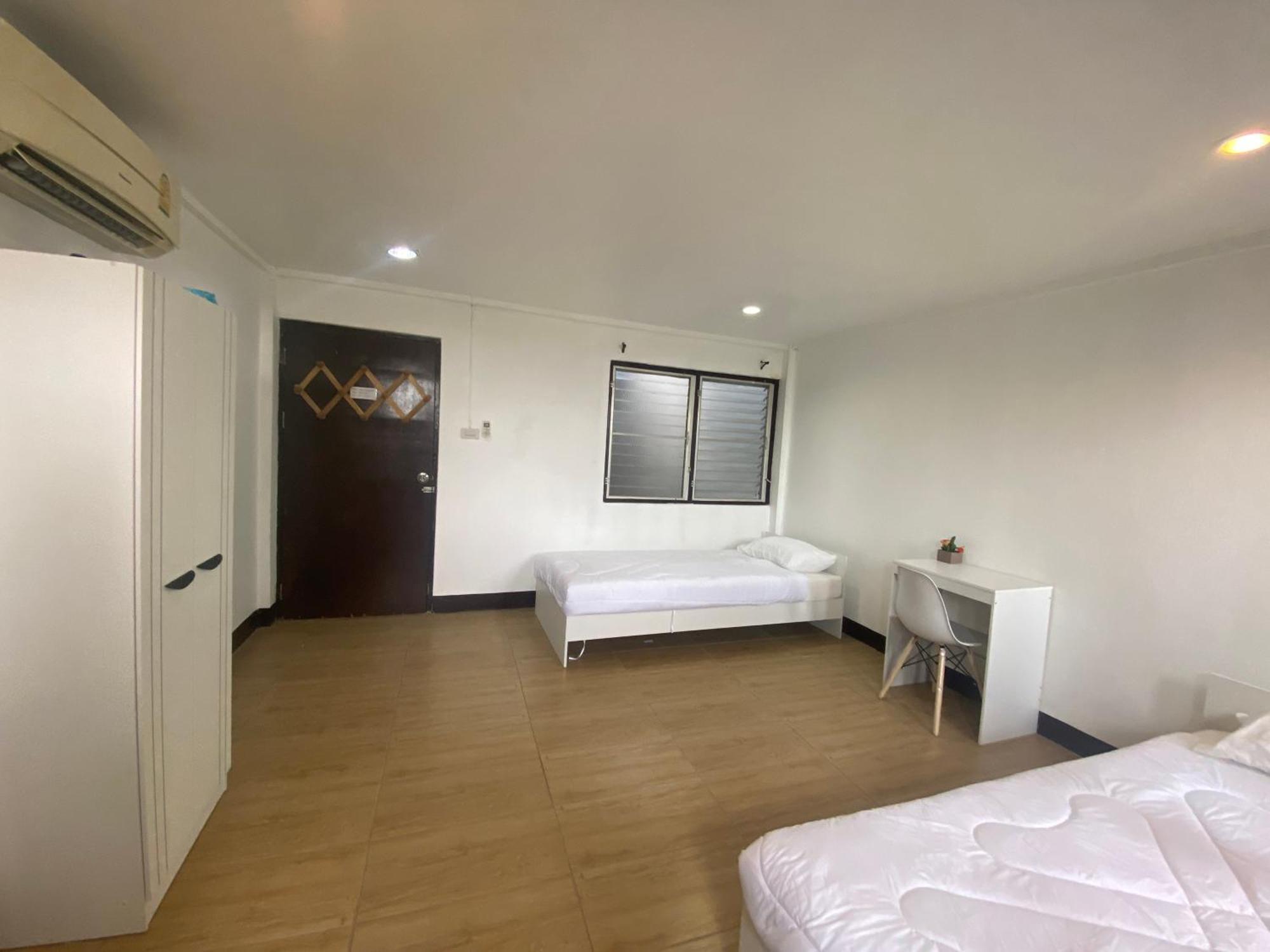 Chiang Mai Home Luaran gambar